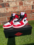 Air Jordan 1 Retro High OG Chicago (2013)