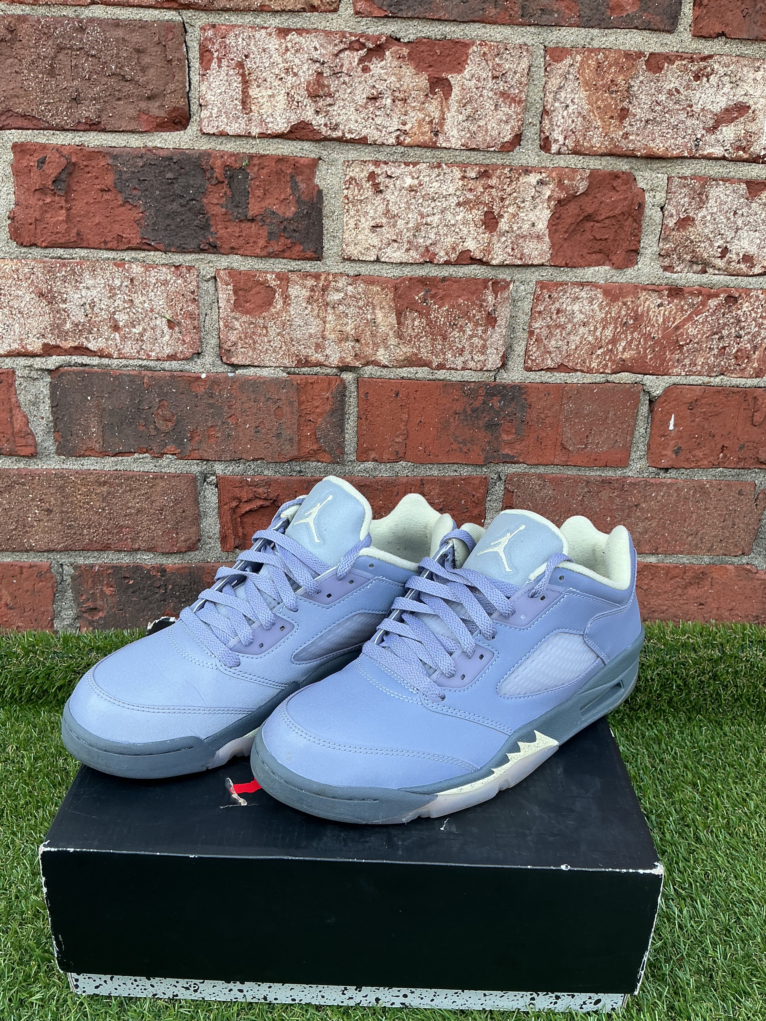 Jordan retro 5 low Indigo Haze (women’s)