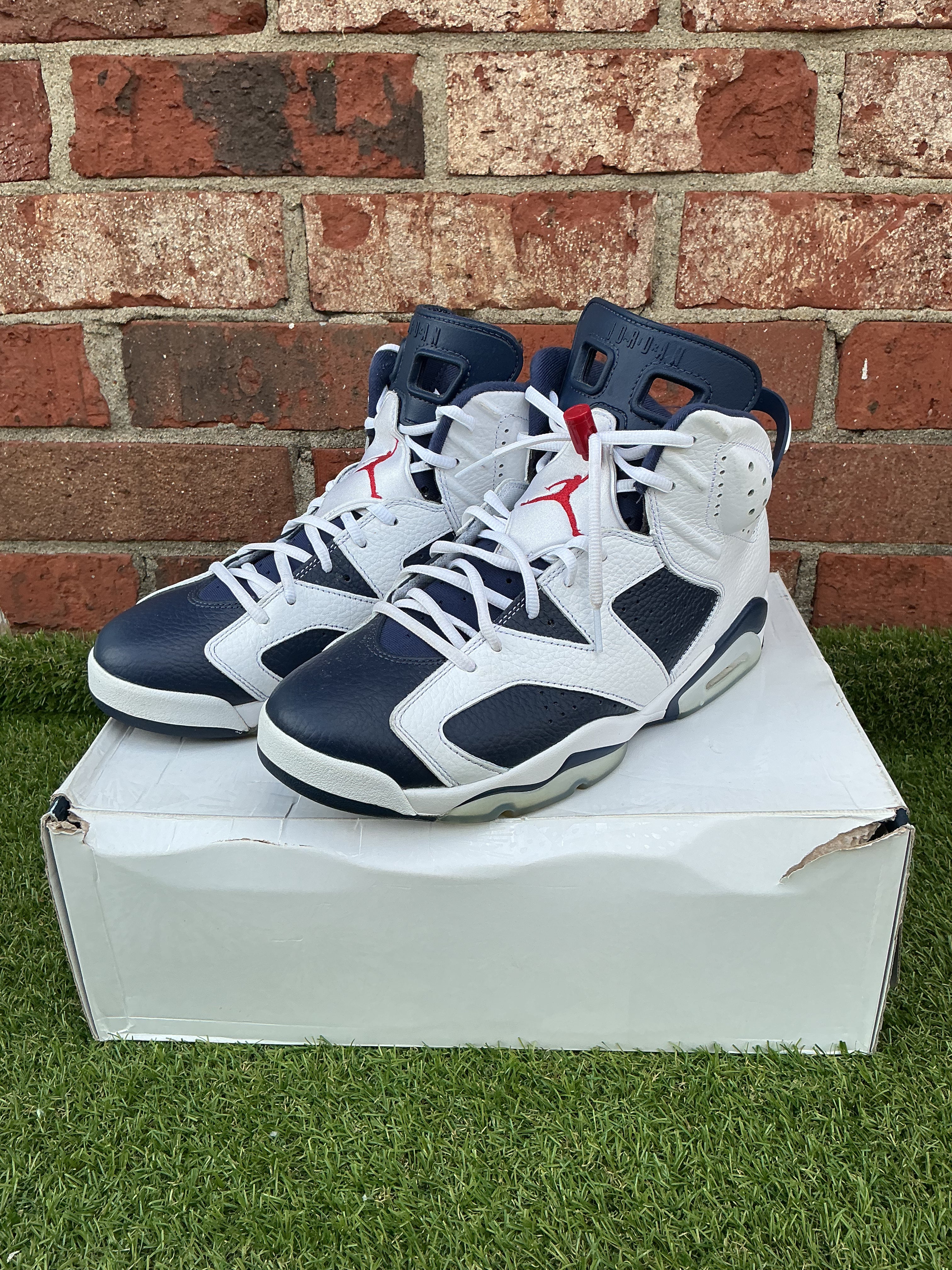Jordan Retro 6 Olympic (2024)