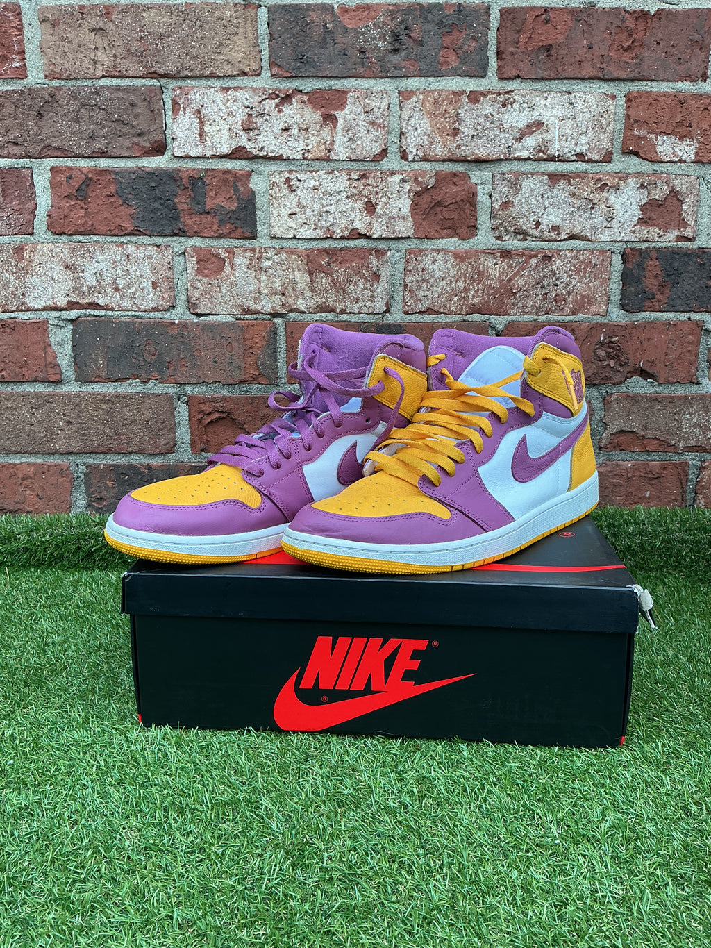 Jordan Retro 1 High OG Brotherhood