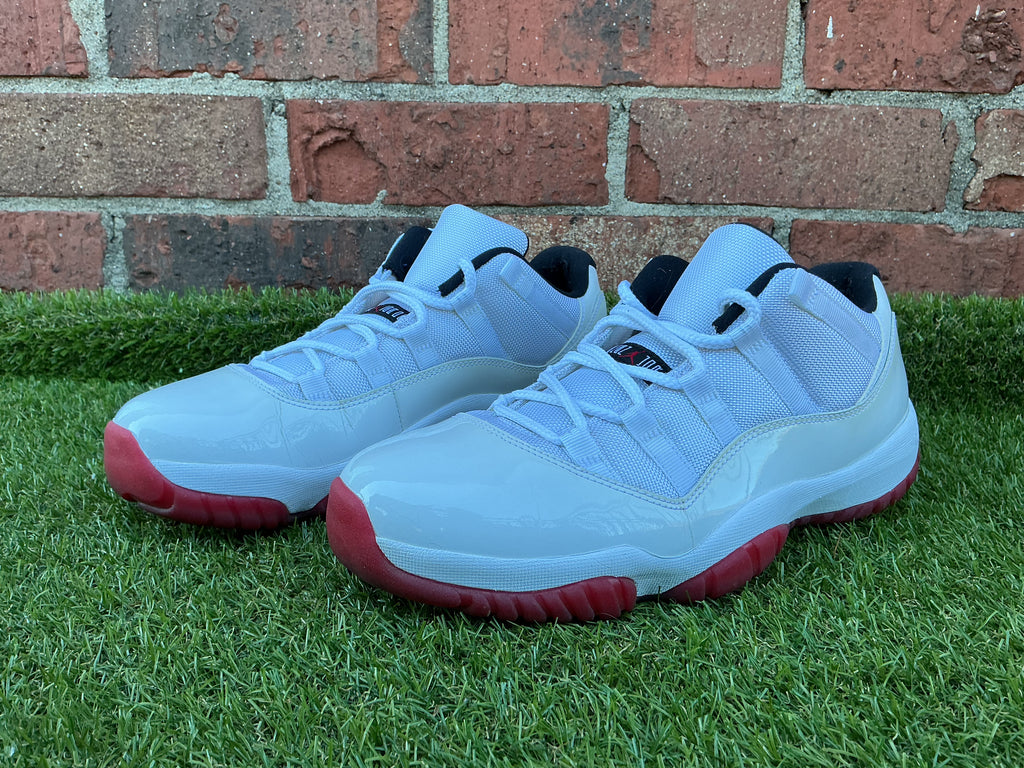 Jordan 11 Retro low White Red