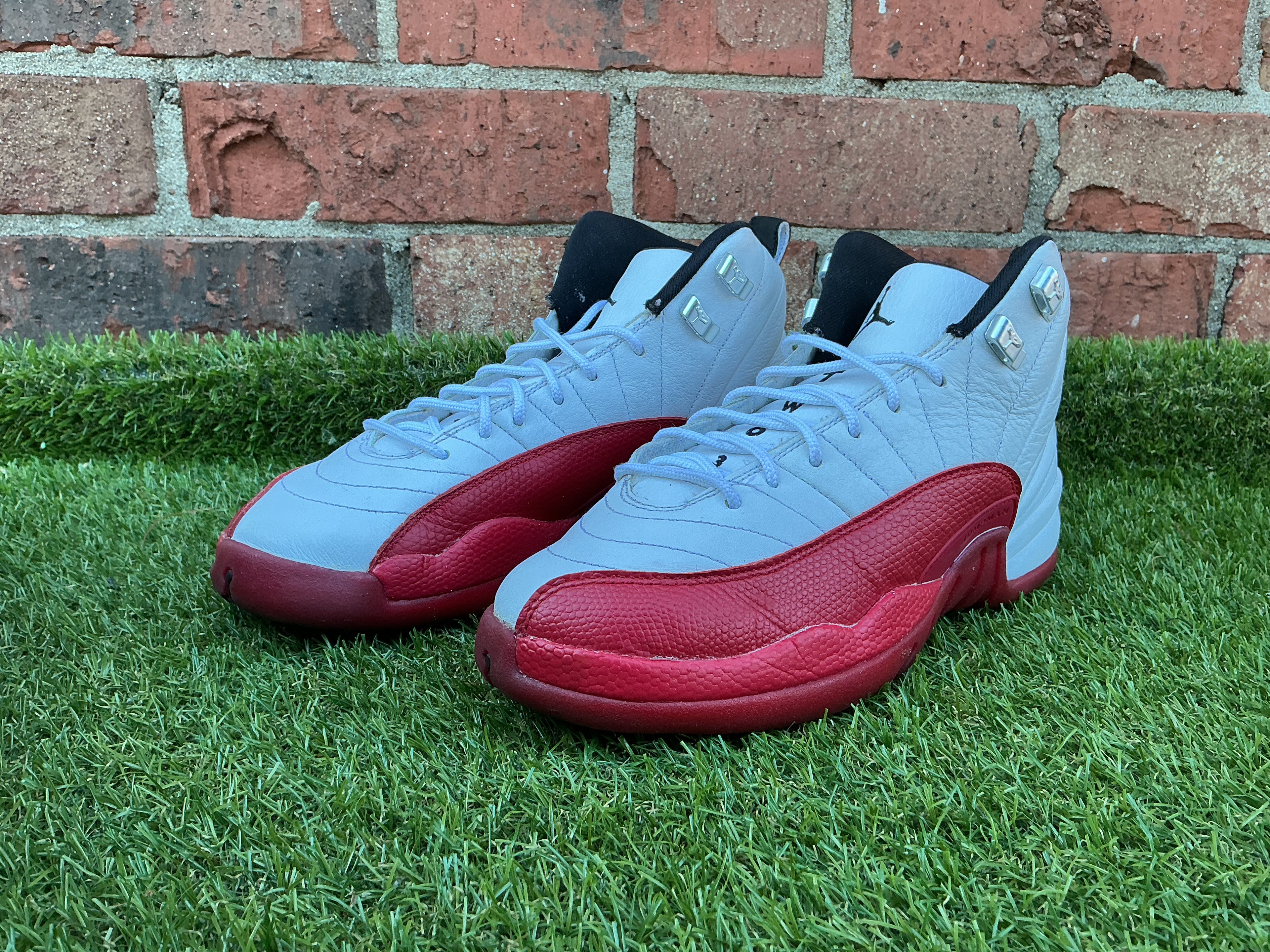 Jordan Retro 12 Cherry