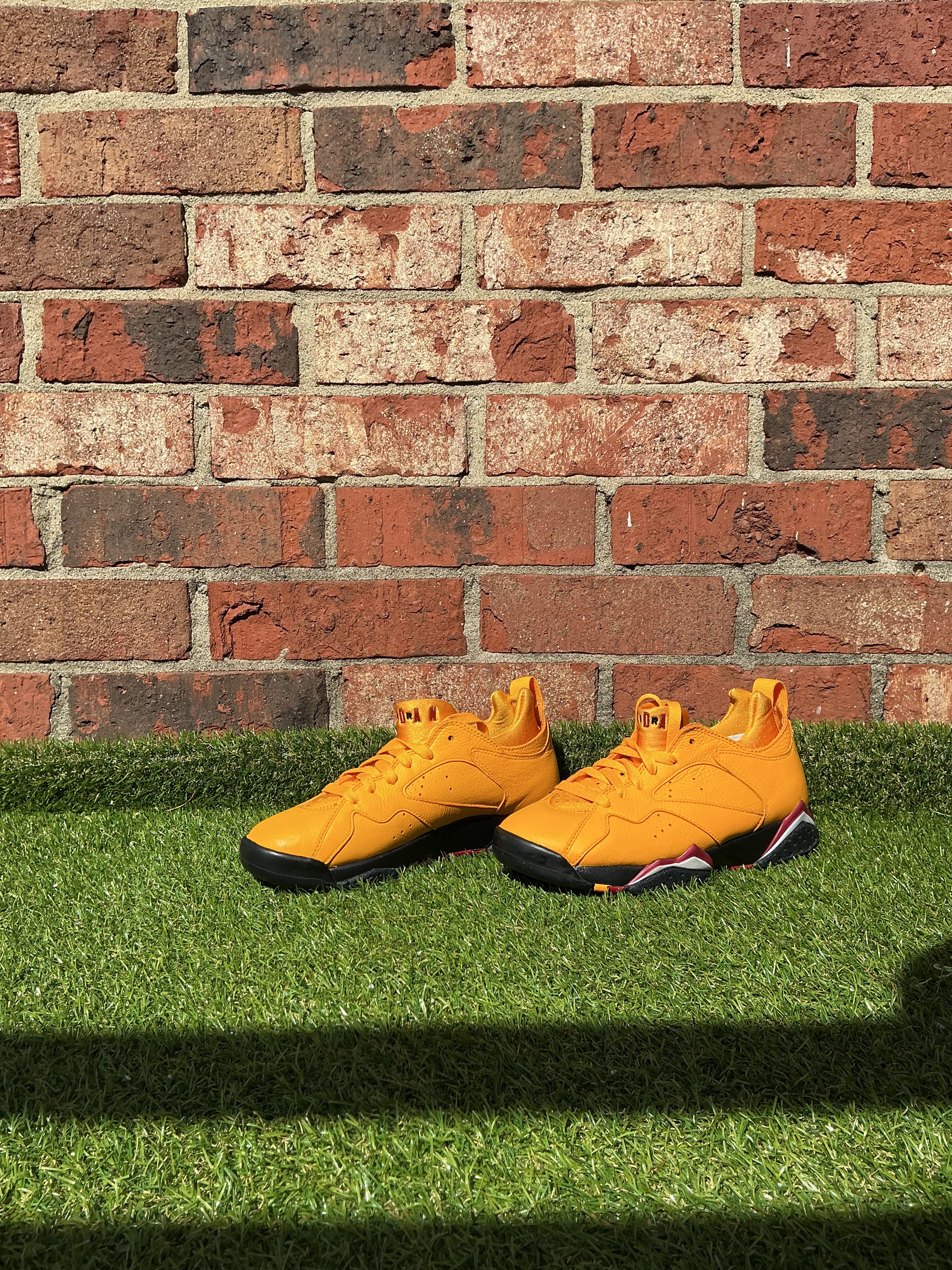 Jordan Retro 7 Low Taxi