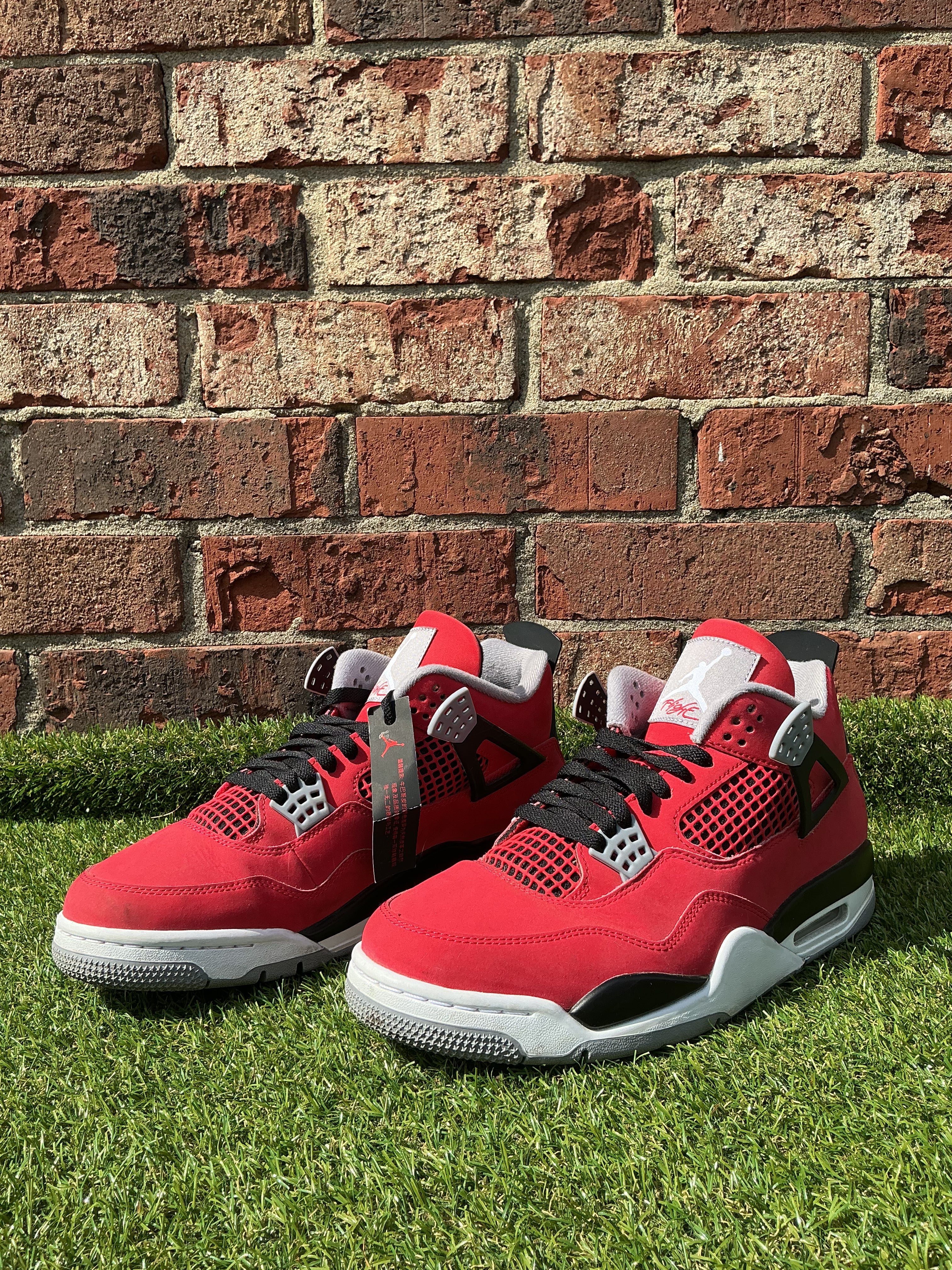 Jordan Retro 4 Toro Bravo (2026)