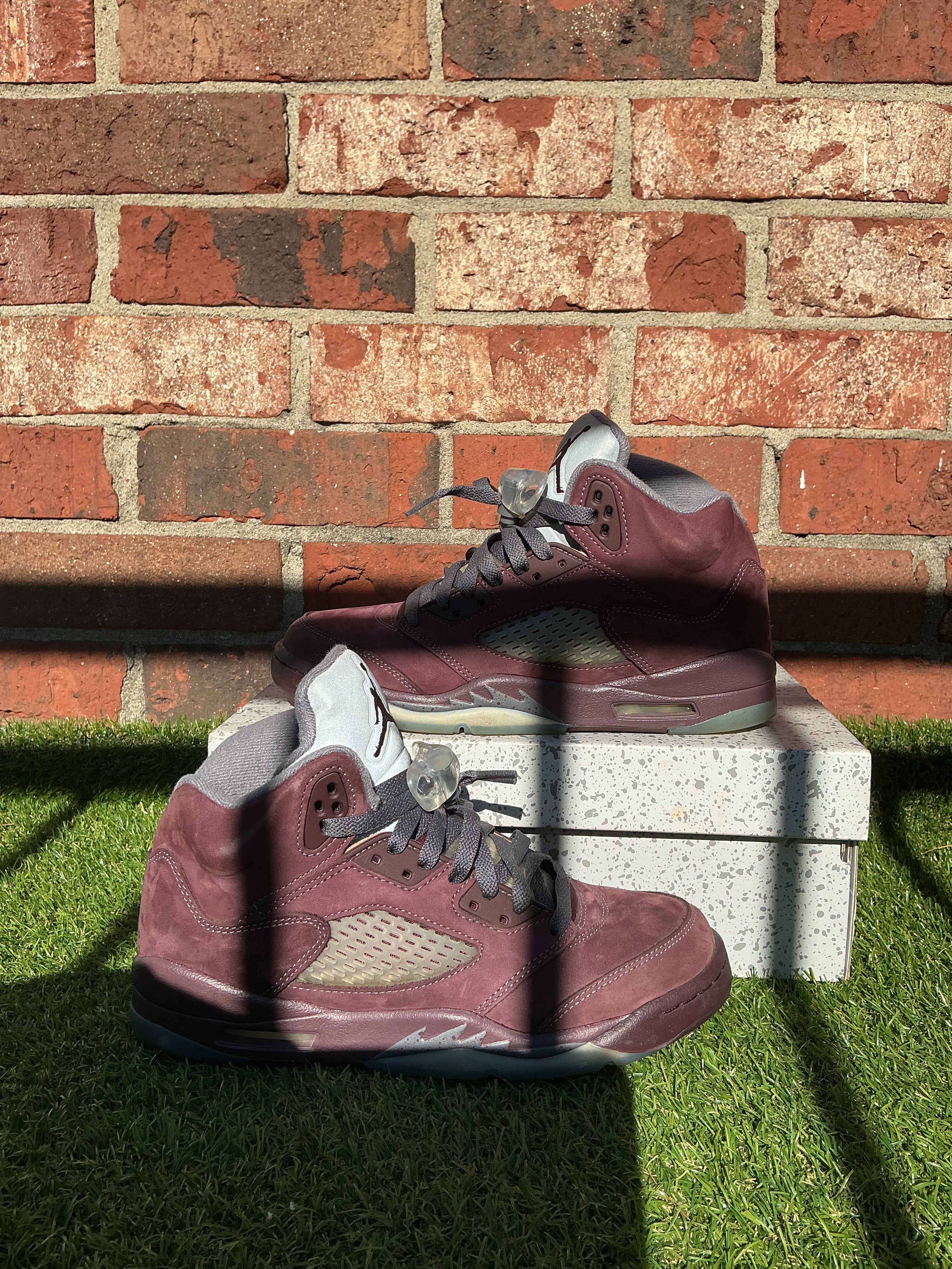 Jordan retro 5 Burgundy (2023)