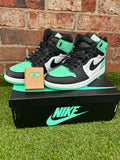 Jordan Retro One Green Glow Size 12