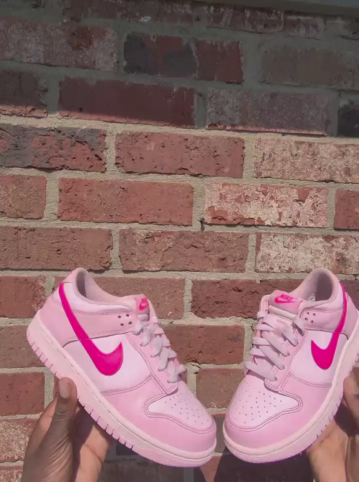 Nike Dunk Low Triple Pink (GS)