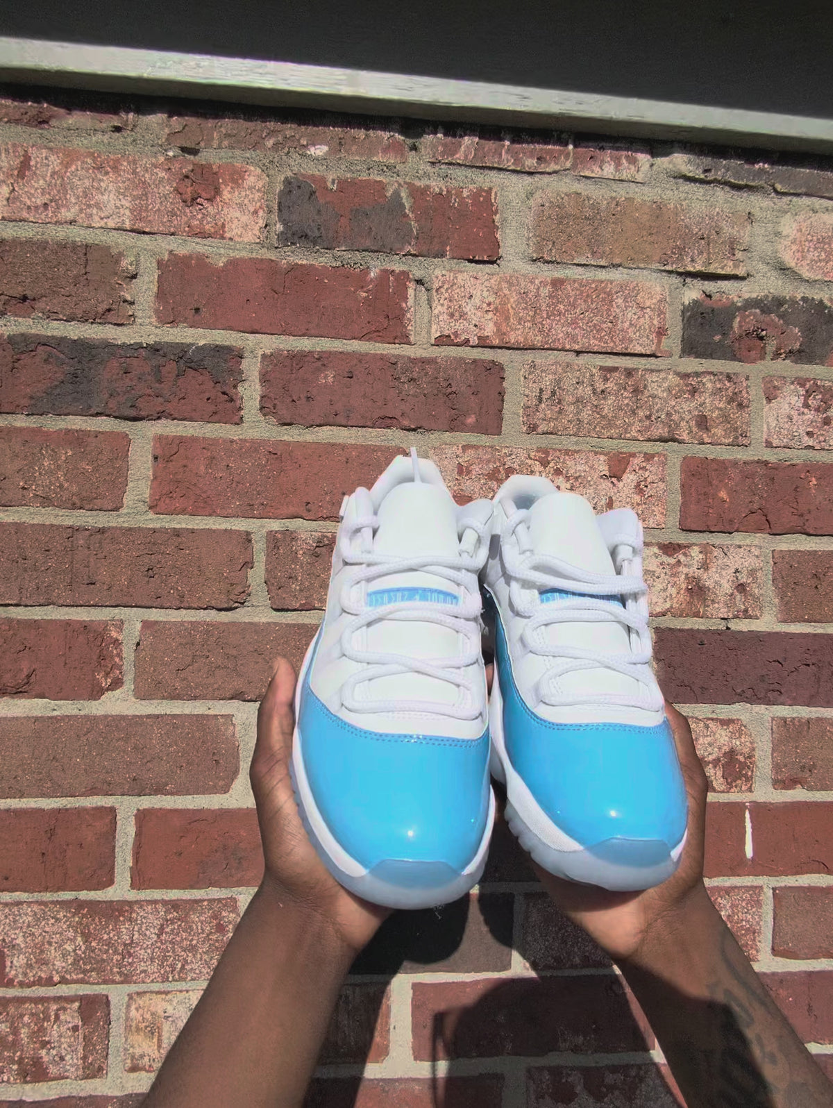 Jordan Retro 11 Low university blue