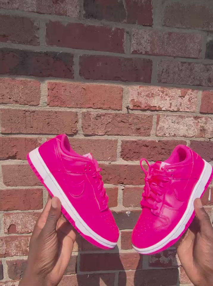 Nike Dunk Low Hyper Pink (W)